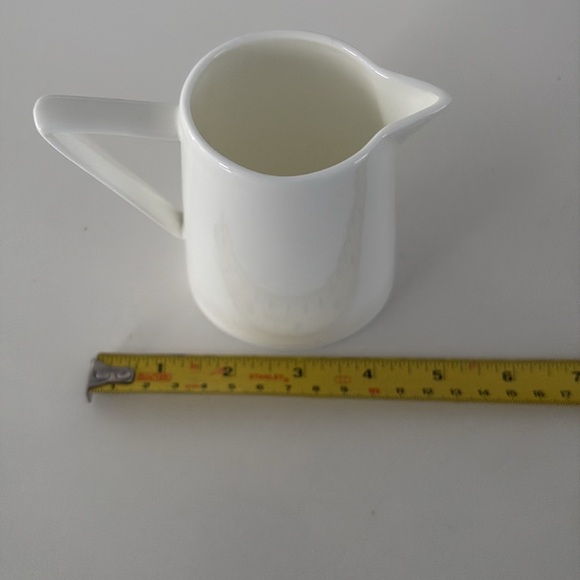 alex liddy creamer fine bone china, white, dishwasher + microwave safe - Picture 6 of 7